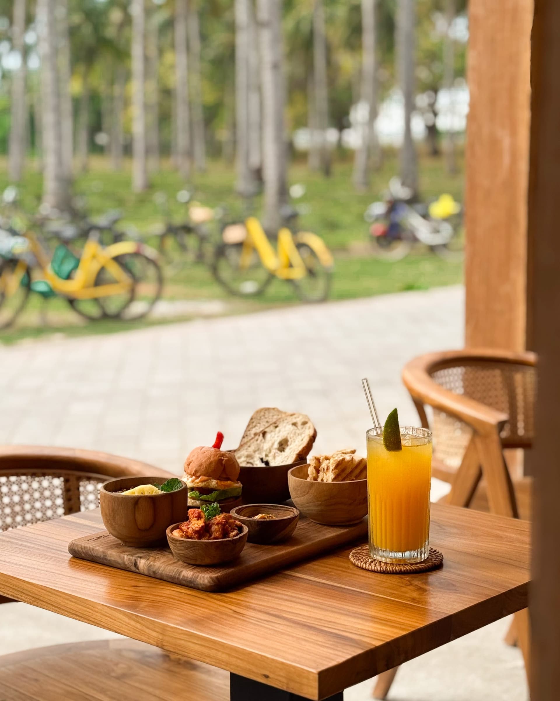 Amsterdam Gili Trawangan dining
