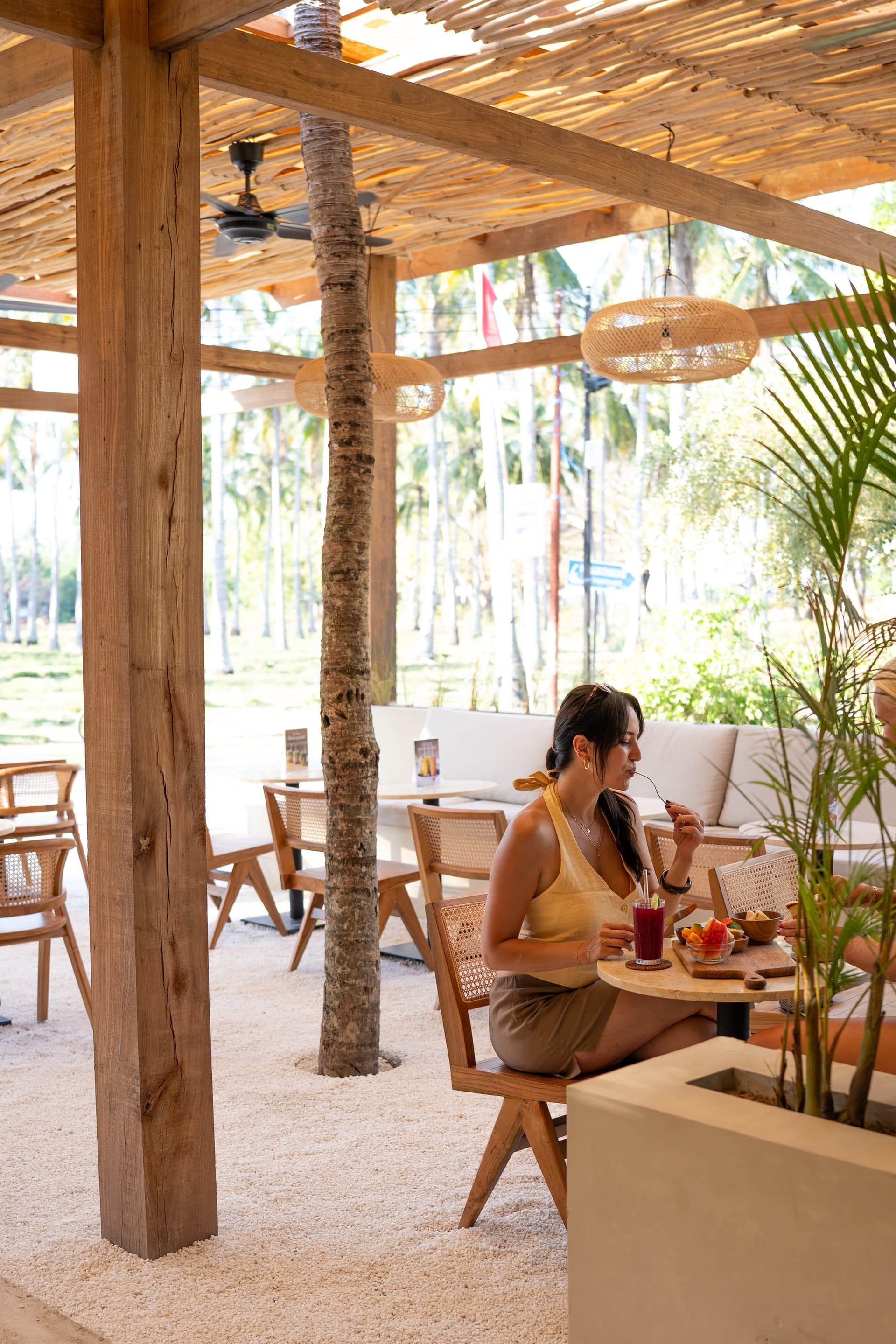 Amsterdam Gili island vibe